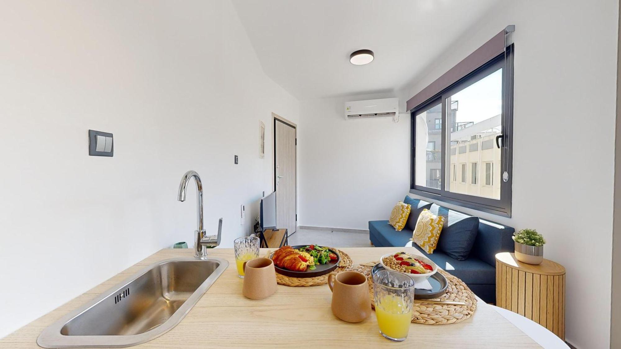 Elegant & Comfy Stay In Athens Psyri ภายนอก รูปภาพ